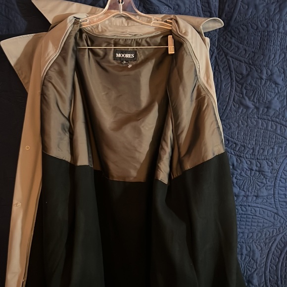 Vintage Moore’s 42 tall grand With inside liner absolutely gorgeous never used - Picture 10 of 11